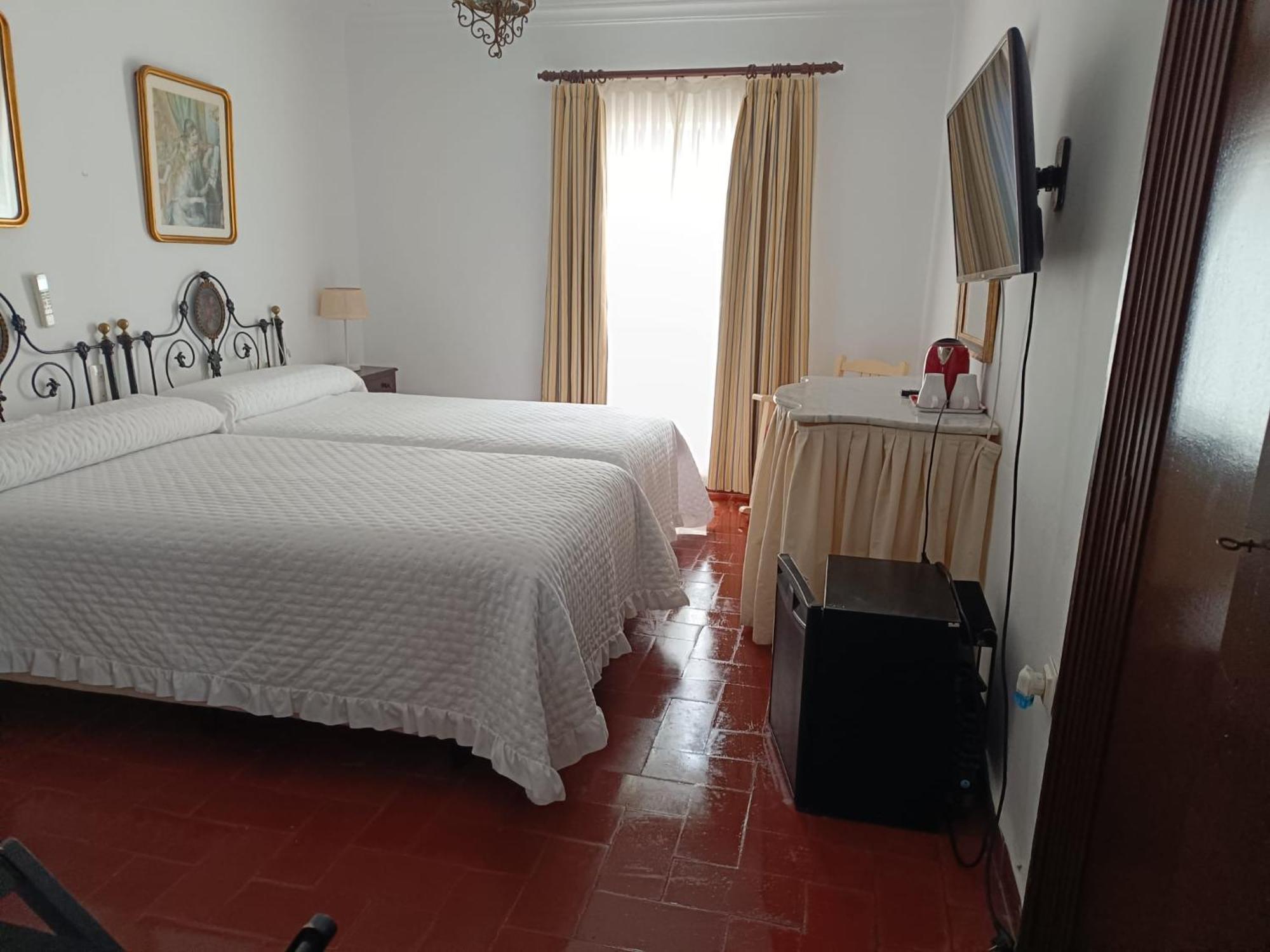 Hostal Gran Capitan Chipiona Luaran gambar