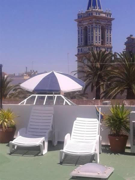 Hostal Gran Capitan Chipiona Luaran gambar